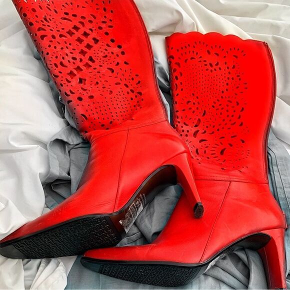 Red leather laser cut lace high boots 4”heel 6.5 Bellini fabulous color sexy - Picture 4 of 13